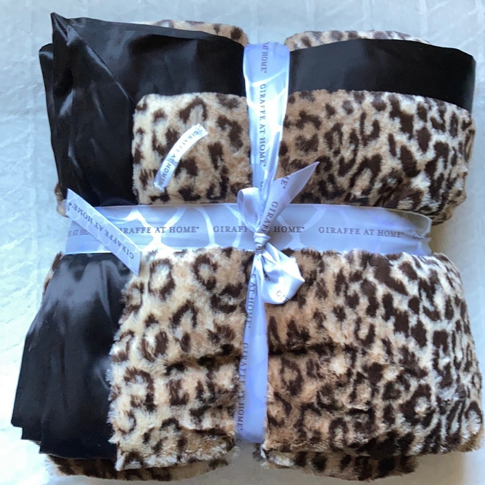 Luxe™ Espresso Leopard Faux Fur Throw Blanket .